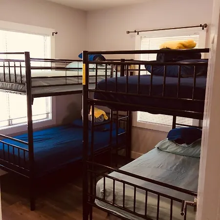 Echo Park Arts House Bed and Breakfast